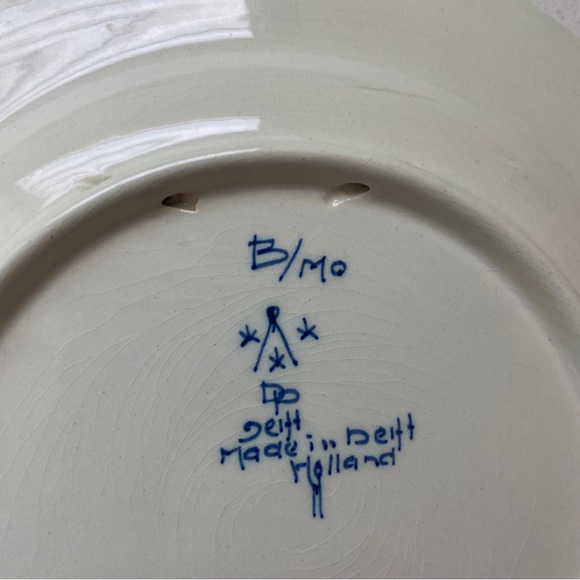 Vintage Hand Painted D.P. Delft Holland Windmills Ceramic Wall Plate - Picture 7 of 8
